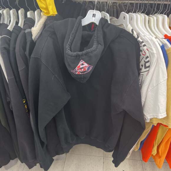 Cleveland Indians Logo Pullover Hoodie - Picture 5 of 5